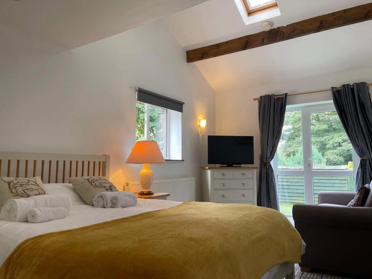 Cross Keys Inn Тибей Экстерьер фото
